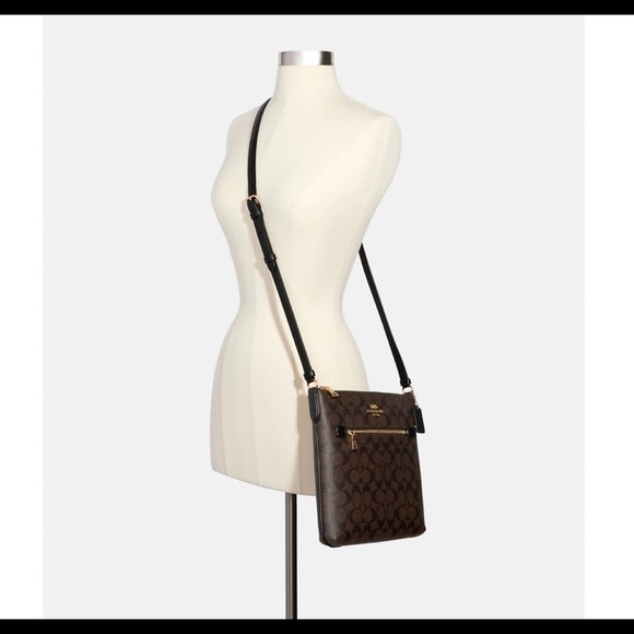 ‘Coach Crossbody and Double Zippered Wristlet’⭐️ - Picture 11 of 11
